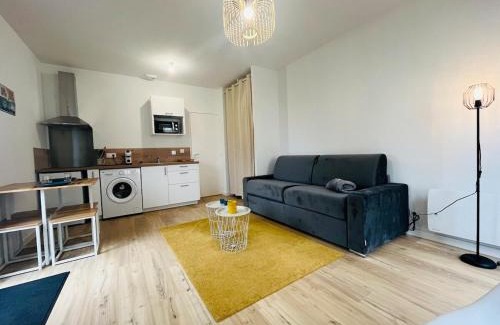 Angers Apartment | Casa Diderot - Studio