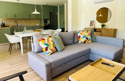 Molares Villa | Casa do Sol e Vinho: Breathtaking views & oasis of peace villa