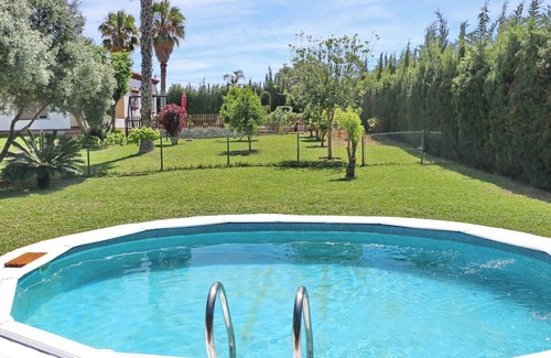 Conil de la Frontera Ski Chalet | Casa El Oasis in Conil