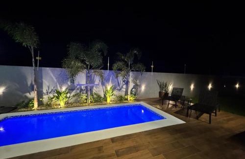 Foz do Iguacu Villa | Casa em Foz do Iguaçu com piscina, churrasqueira e natureza ao redor para sua família