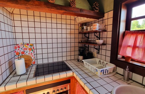 Puntagorda Cottage | Casa Federico, surrounded by pine forests and vineyards in Puntagorda, island of La Palma