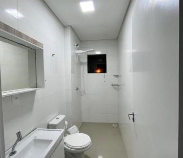 Ubatuba House | Casa geminada 500m da praia