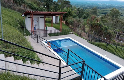 Pueblo Tapao House | Casa Grande en Condominio Campestre Cerca al Parque del Cafe