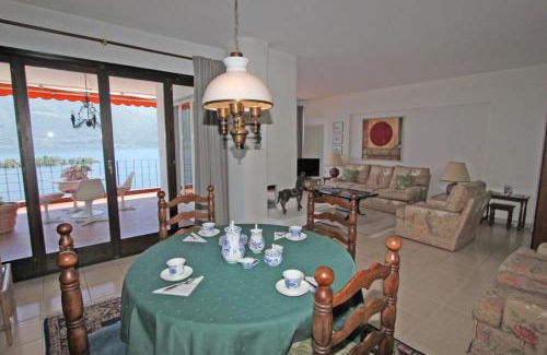 Porto Ronco Apartment | Casa Isole, 2,5-Zimmerwohnung by HolAp SA