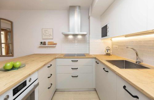 Panticosa Apartment | Casa Josephine by BeValle