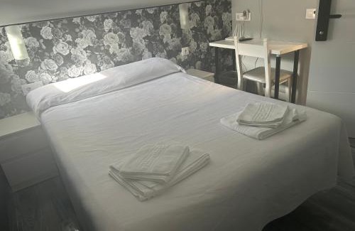 Rejas House | casa julian-inn