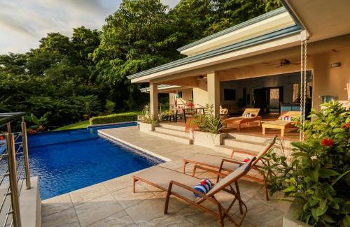 Carmen Villa | Casa Juliet - Ocean View Villa