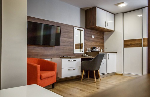 Shiligarnika Hotel | Casa Karina Hotel
