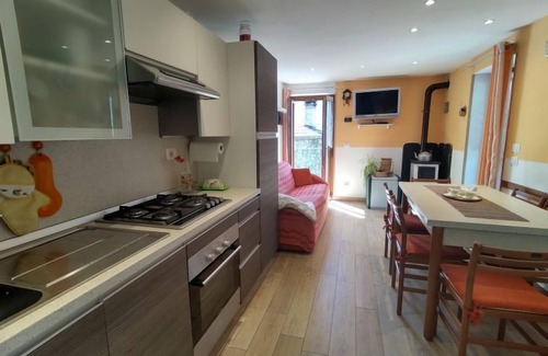 Cercino House | Casa Kiwi by Interhome