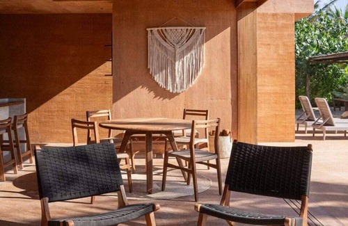Tlachicon House | Casa Langosta beachfront with pool