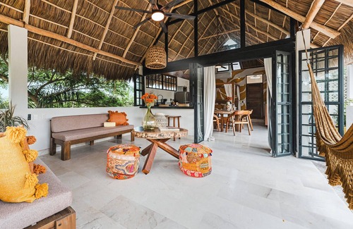 San Francisco House | Casa Latino