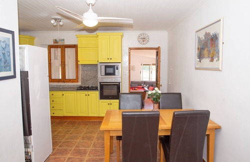 La Parata Villa | Casa Mari is a fabulous Villa with large swim pool, tennis, Games Room, garden