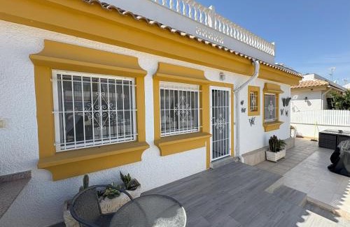 Los Alcazares Apartment | Casa Mariposa - Los Alcázares Bungalow