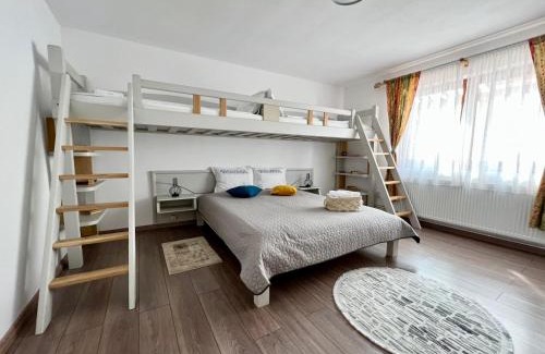 Zarnesti House | Casa Matteo - Rustic & cosy getaway in Zărnești