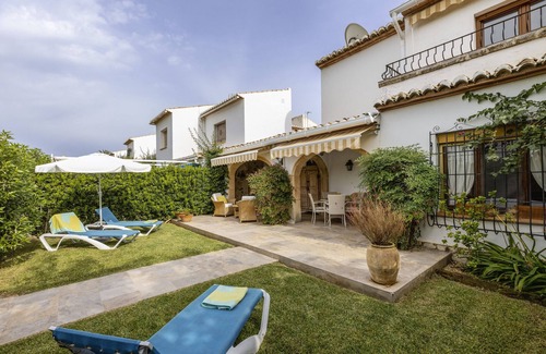 Javea Ski Chalet | Casa Maya