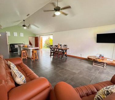 Puerto Jimenez House | Casa Miel Dulce Escapada en el Paraíso