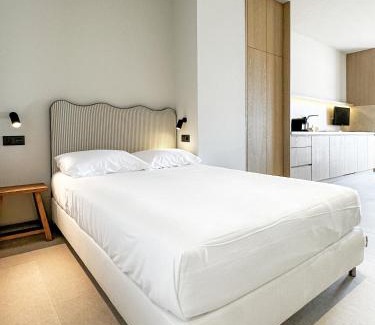 Jerez de la Frontera Old Town Apartment | CASA MONTI Sherry Suites