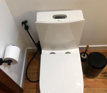 Vacas Gordas Cabin | Casa na árvore com banheira de imersão e lareira