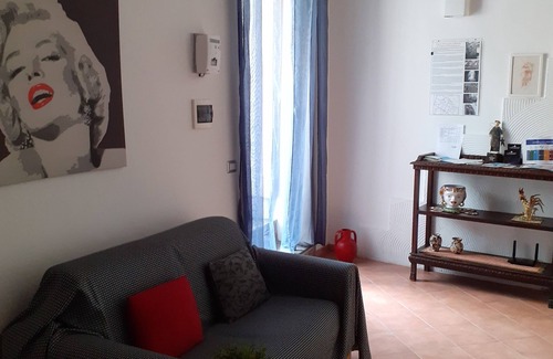 Historical Downtown Salerno Apartment | casa normanna