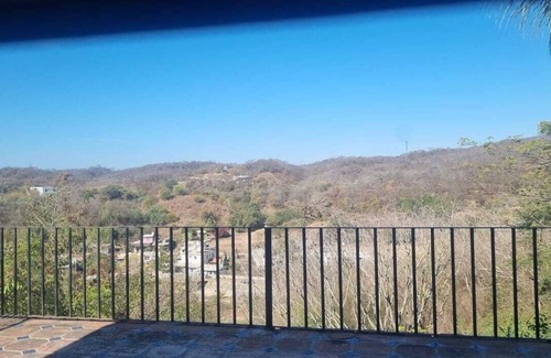 La Cruz de Huanacaxtle House | Casa Pajaros - Balcony