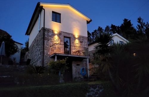 Oliveira do Hospital House | Casa-Palmeira-Quinta-da-Encavalada-relaxing-holiday-house-with-beautiful-view-and-swimmingpool
