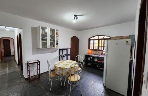 Peruibe House | Casa Peruibe frente a praia