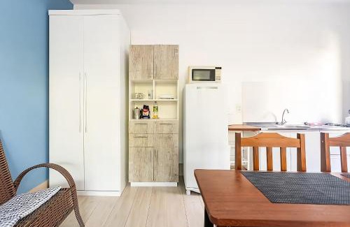 Santinho Apartment | Casa próxima ao mar andar térreo - Florianópolis