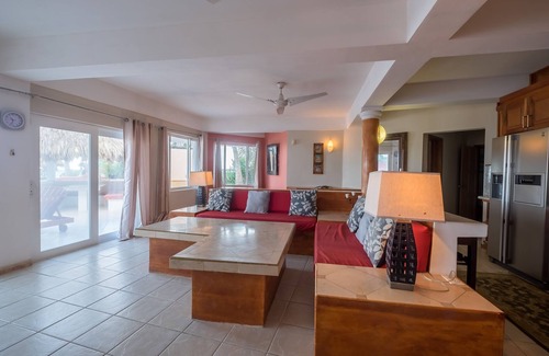 Boca Ciega Villa | Casa Redonda - Luxury Oceanfront 4 Bdrm Private Home