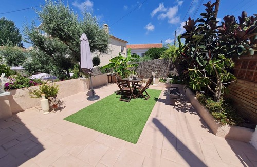 Creixell House | Casa Rincón del César- Tourist accommodation MarCalma