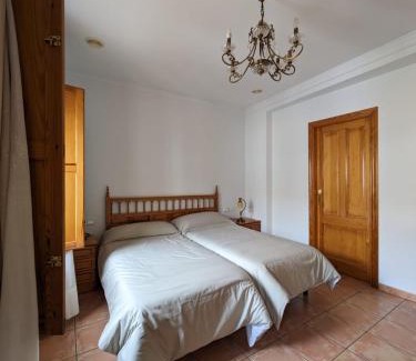 Alcalali House | Casa Rosa