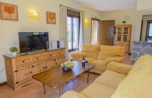 Alora House | Casa Rural El Chaparro