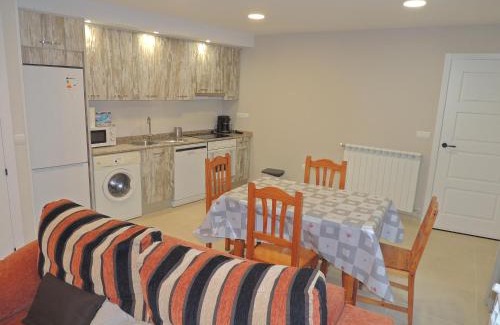 Sardas Ski Chalet | Casa Rural Sardas 60m2 con GARAGE - Sabiñanigo