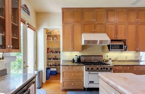 Yountville House | Casa San Savino - Majestic Vineyard Views - Sleeps 8+!