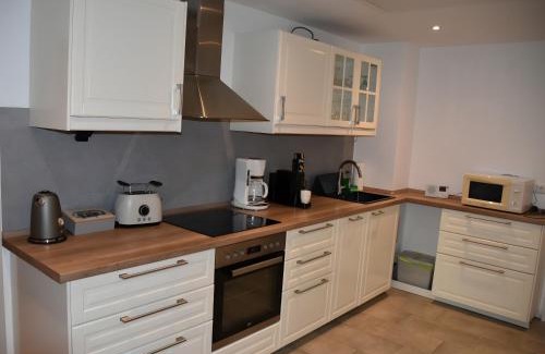 Kaltenholzhausen Apartment | Casa Schrader