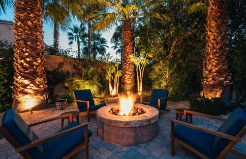 Indio House | Casa Serena by AvantStay Private 8BR Escape w Gorgeous Pool Spa Fire Pit