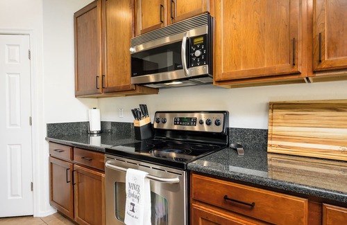 Stetson Valley House | Casa Stetson w/heated pool, spa, bar/bbq!