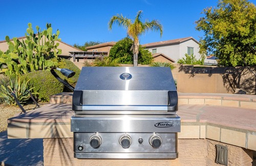 Stetson Valley House | Casa Stetson w/heated pool, spa, bar/bbq!