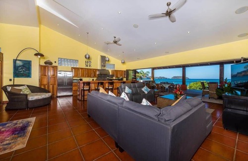 Potrero House | Casa Sueños-Beautiful Beachfront House