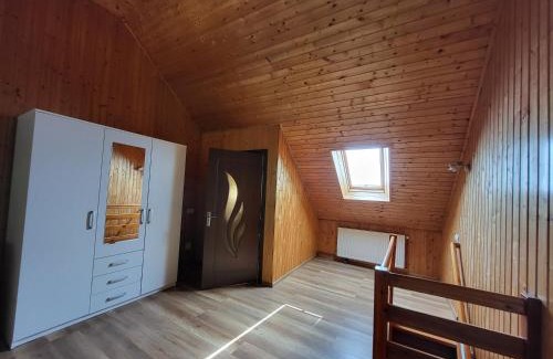 Zarnesti House | casa tip duplex