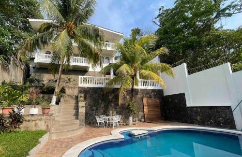 Tamanique House | Casa Tropical Kaylani
