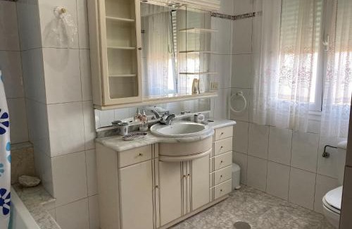 O Grove House | CASA TUCHO