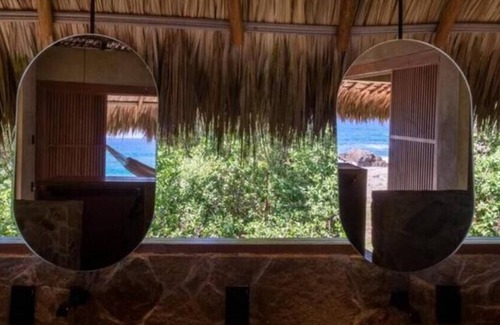 Santa Maria Tonameca House | Casa UtopiAmar: stunning front beach house in Oaxaca