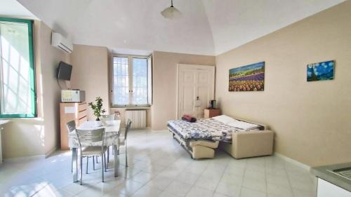 Meta Apartment | Casa vacanza "Nonna Matilde" a Meta di Sorrento, 600mt dal mare, casa per 4