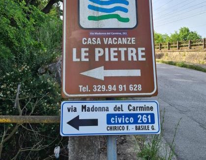 Frascinelle House | Casa Vacanze Le Pietre