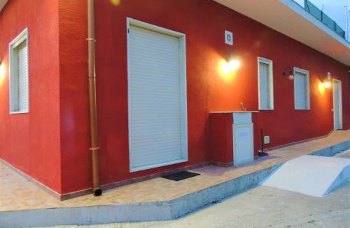 Gravina House | Casa Vacanze Marina di Ragusa Il Gufo e La Civetta apt