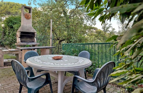 Imperia House | Casa Villaggio Verde