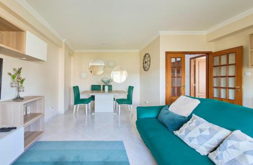 Odivelas Apartment | CasaFernandes 15 - Lisbon near Metro line