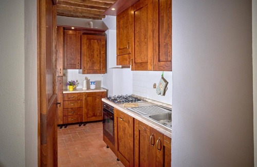 Il Poggio Villa | Casale Donatelli - Five Bedroom Villa, Sleeps 10