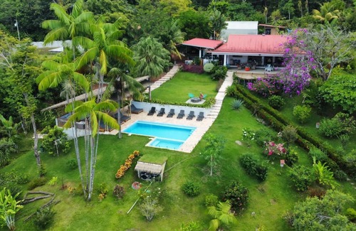Lagunas de Baru House | CasaLongnOcean view Paradise close to Dominical beach!