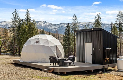 North Fork House | Cascade Dome at Noma Resorts